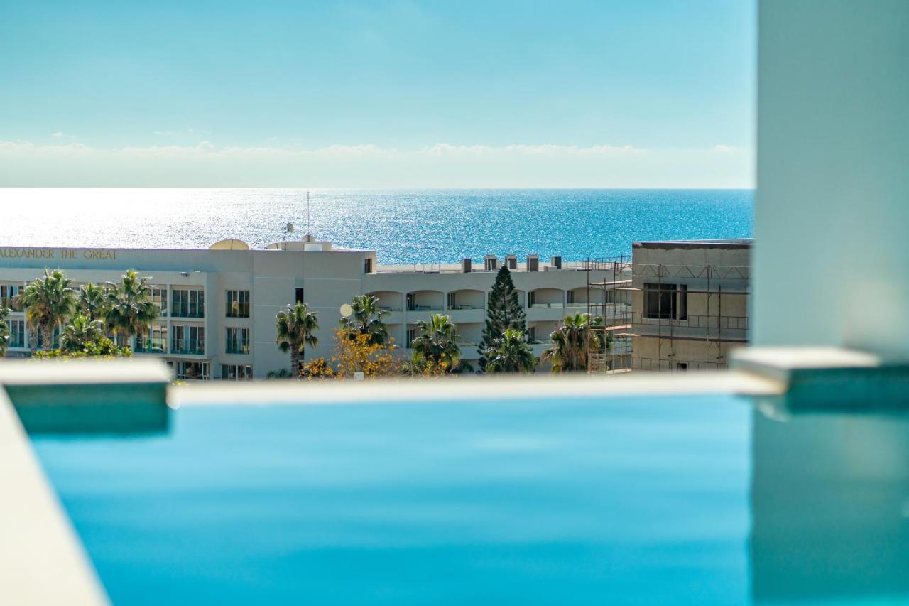 The Palmiers Apartmanhotel *